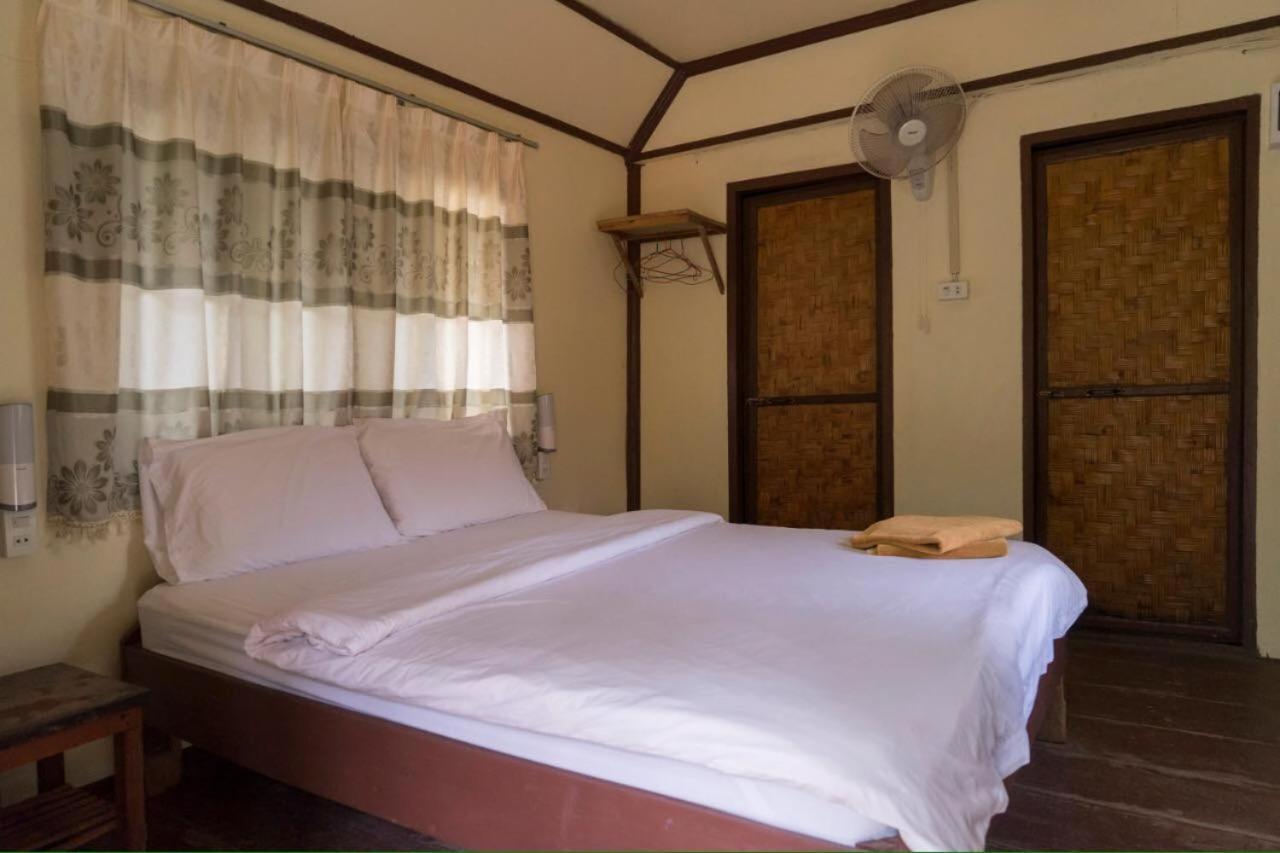 Pasanchai Bungalow Vang Vieng Exteriör bild