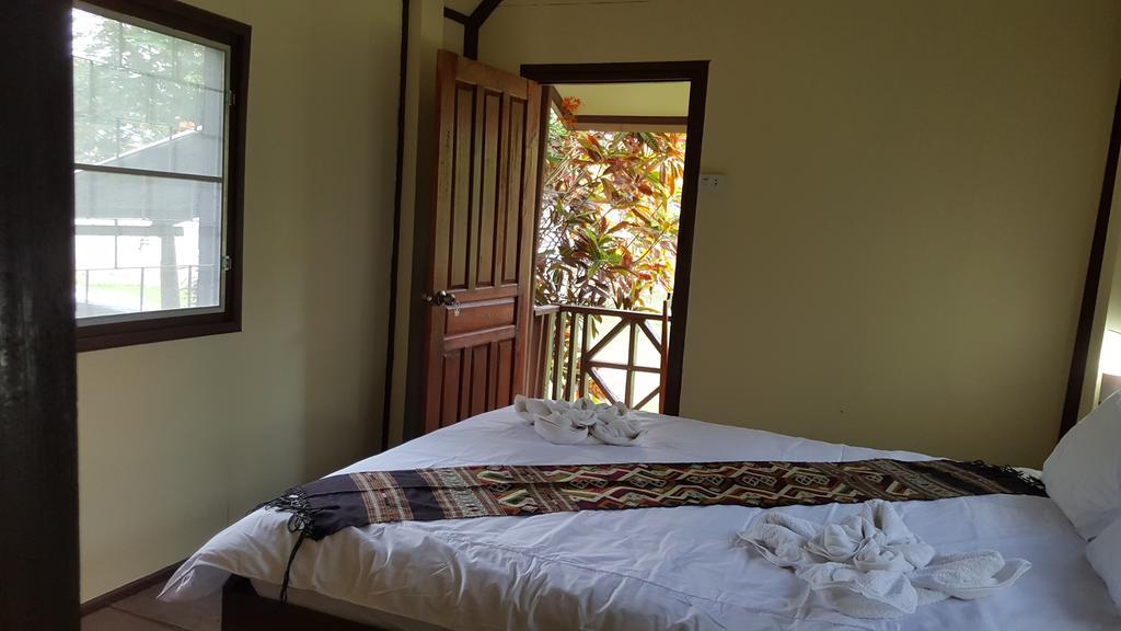 Pasanchai Bungalow Vang Vieng Exteriör bild