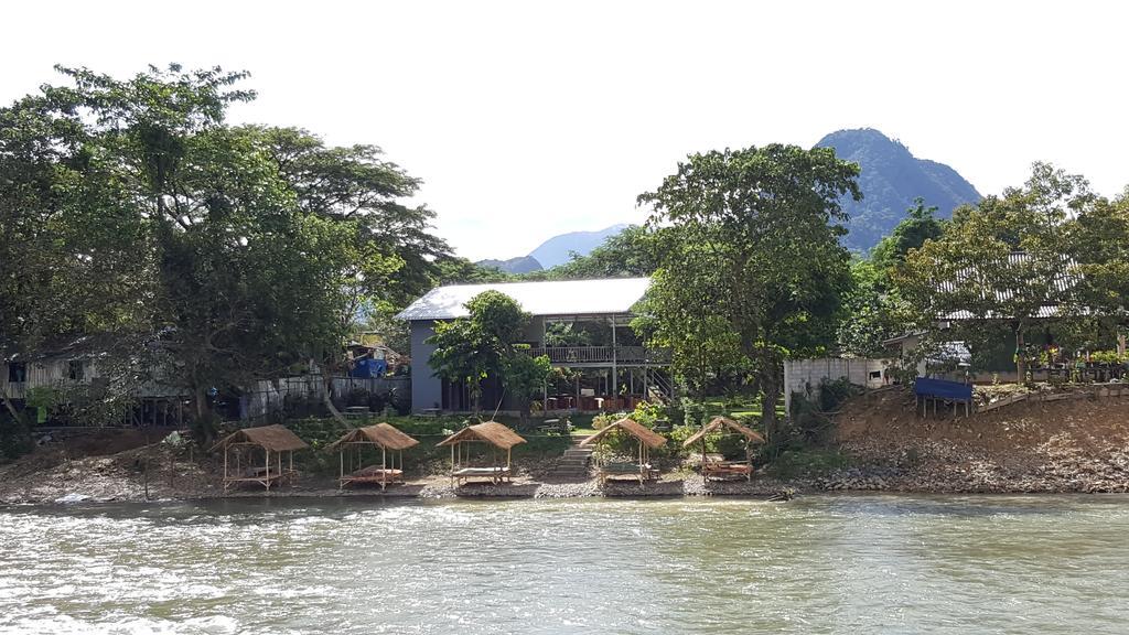 Pasanchai Bungalow Vang Vieng Exteriör bild